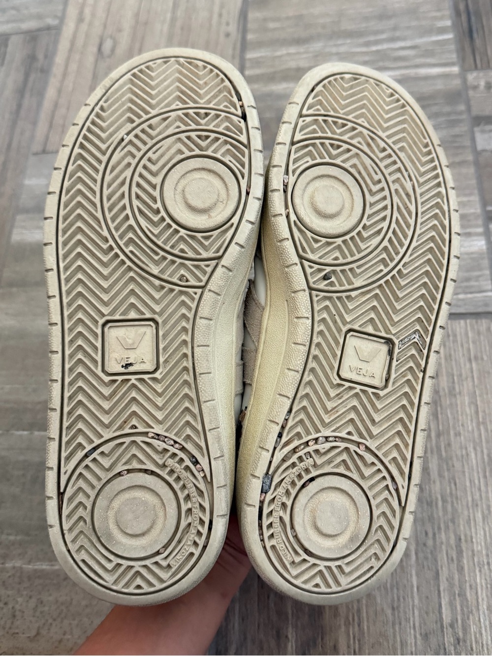 Madewell x Veja V-10 Sneakers in Animal Print Leather size 8 - Picture 10 of 10